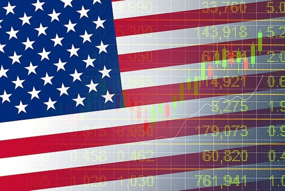 US Treasury bond market trading floor screen showing rising yields
