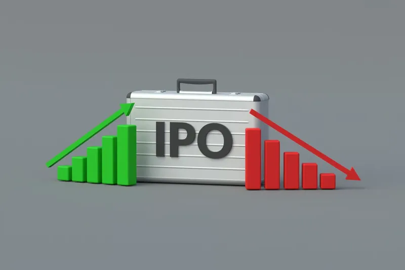 Бізнес-валіза з логотипом IPO розташована між зеленим графіком, що зростає, та червоним графіком, що падає.