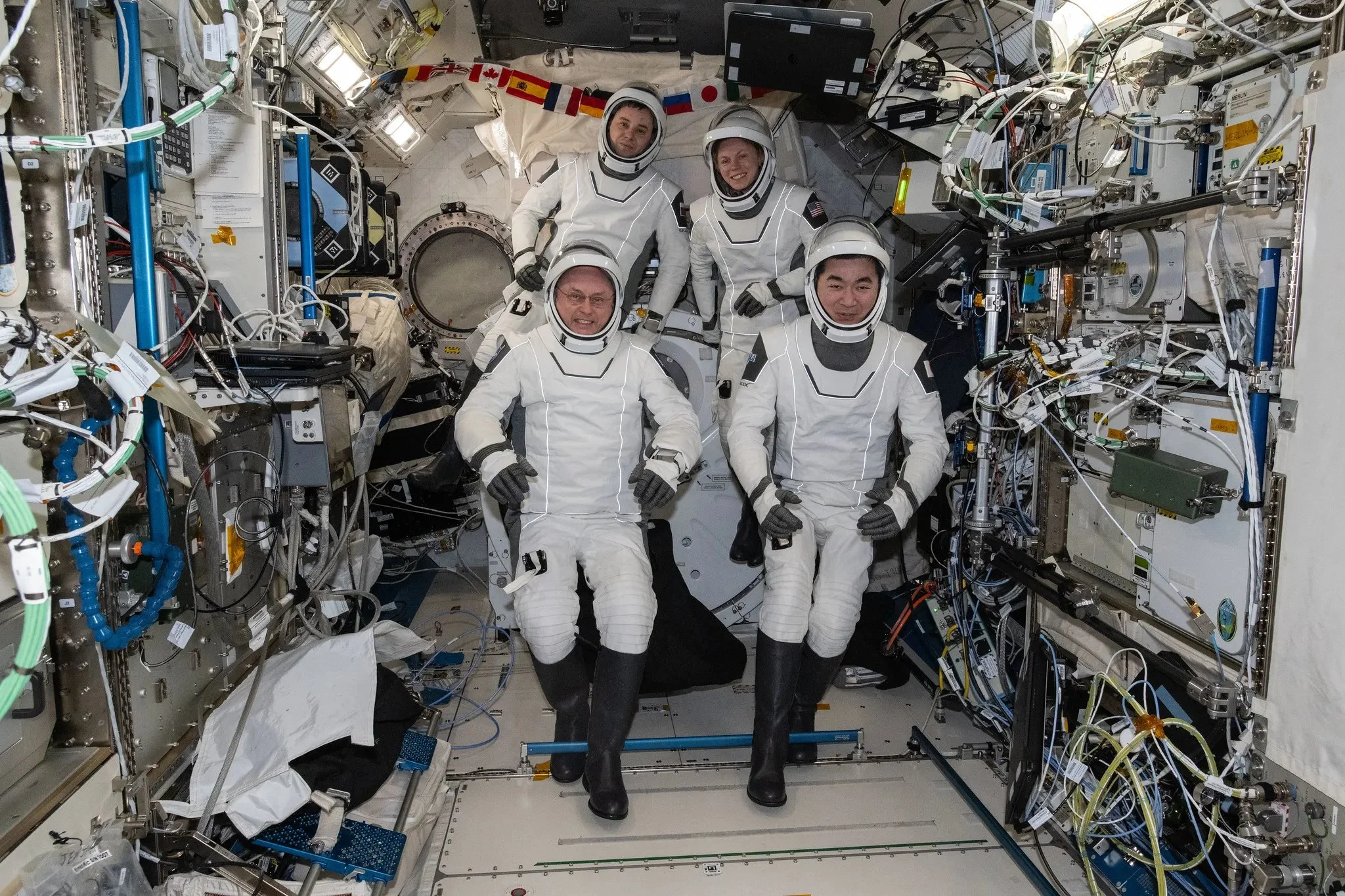 Астронавти NASA Crew-11 виступлять у штаб-квартирі агентства 1 червня
