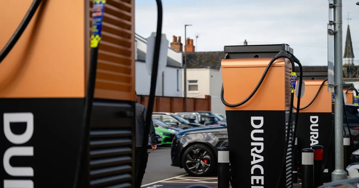 Duracell запускає мережу швидких зарядних станцій у Великій Британії 🚀