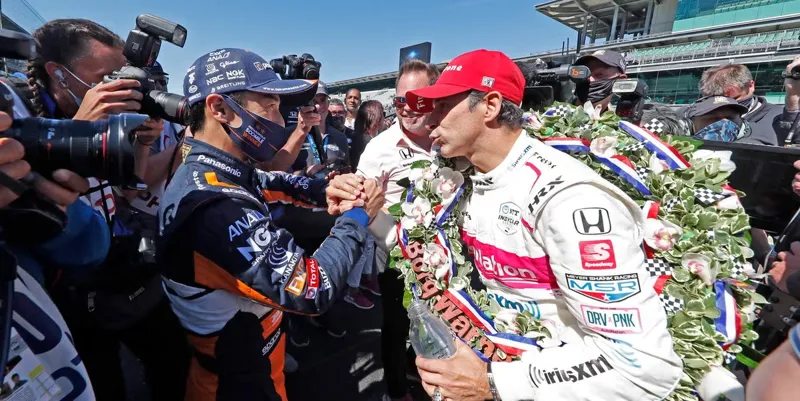 Indy 500: Castroneves та Sato говорять про магію гонок