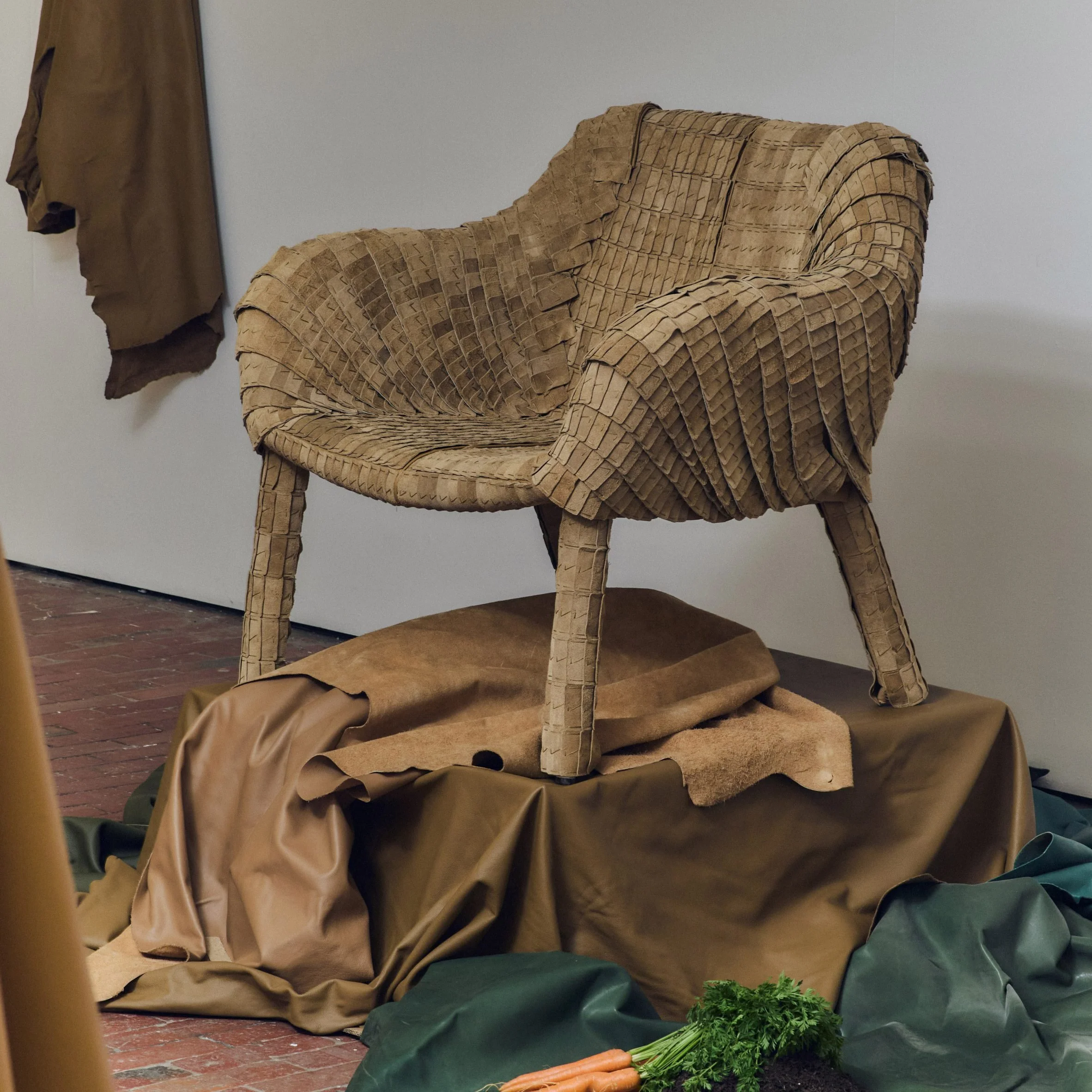 Lost Hide: виставка в Melbourne Design Week досліджує нові можливості шкіри