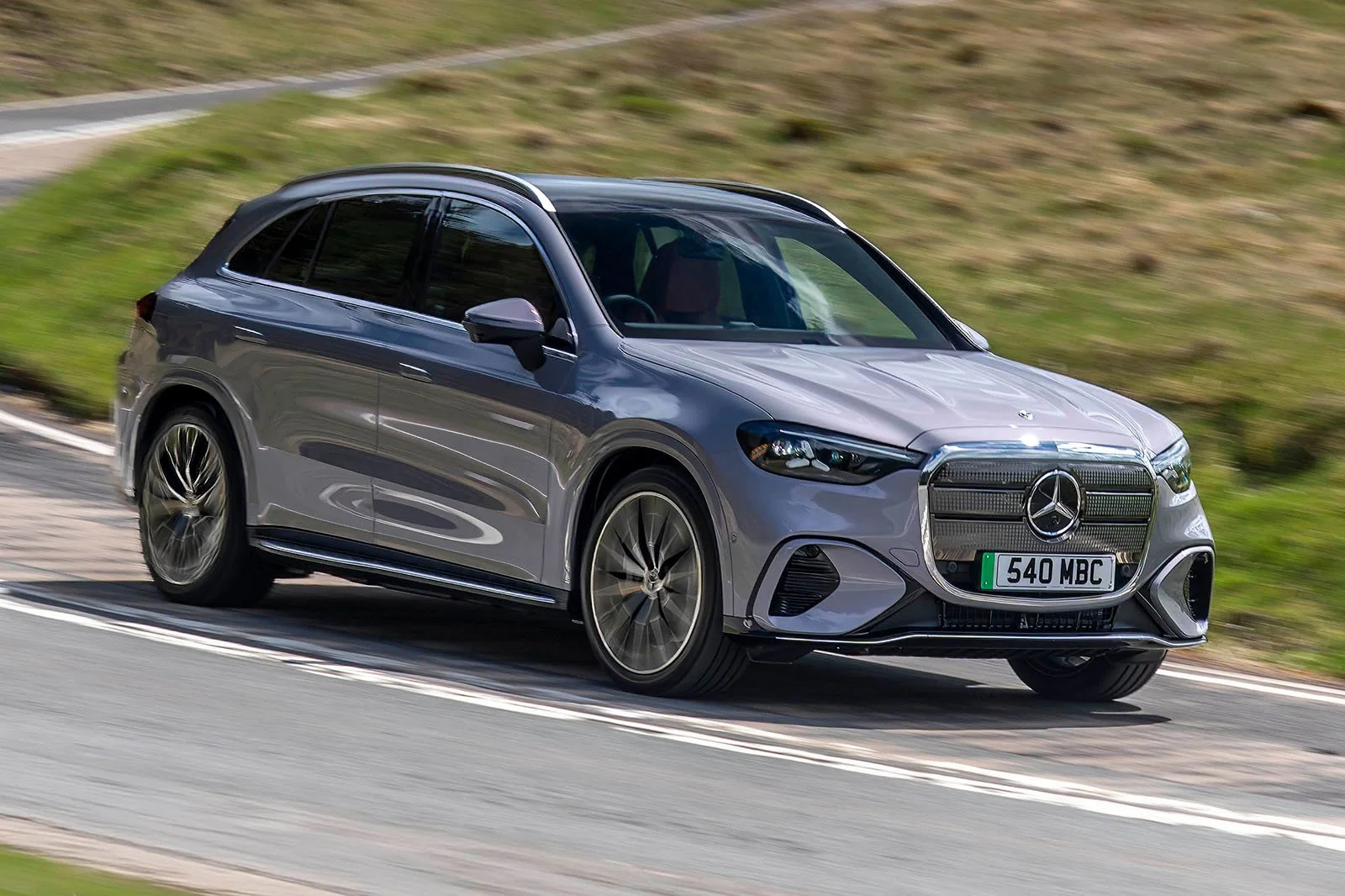 Mercedes GLC Electric: огляд нового електромобіля з акцентом на люкс